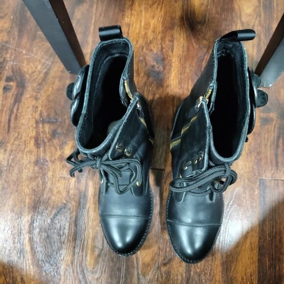 Valentino Garavani Black Leather Floral Applique Combat Boots Women's Size 6 - Picture 7 of 11